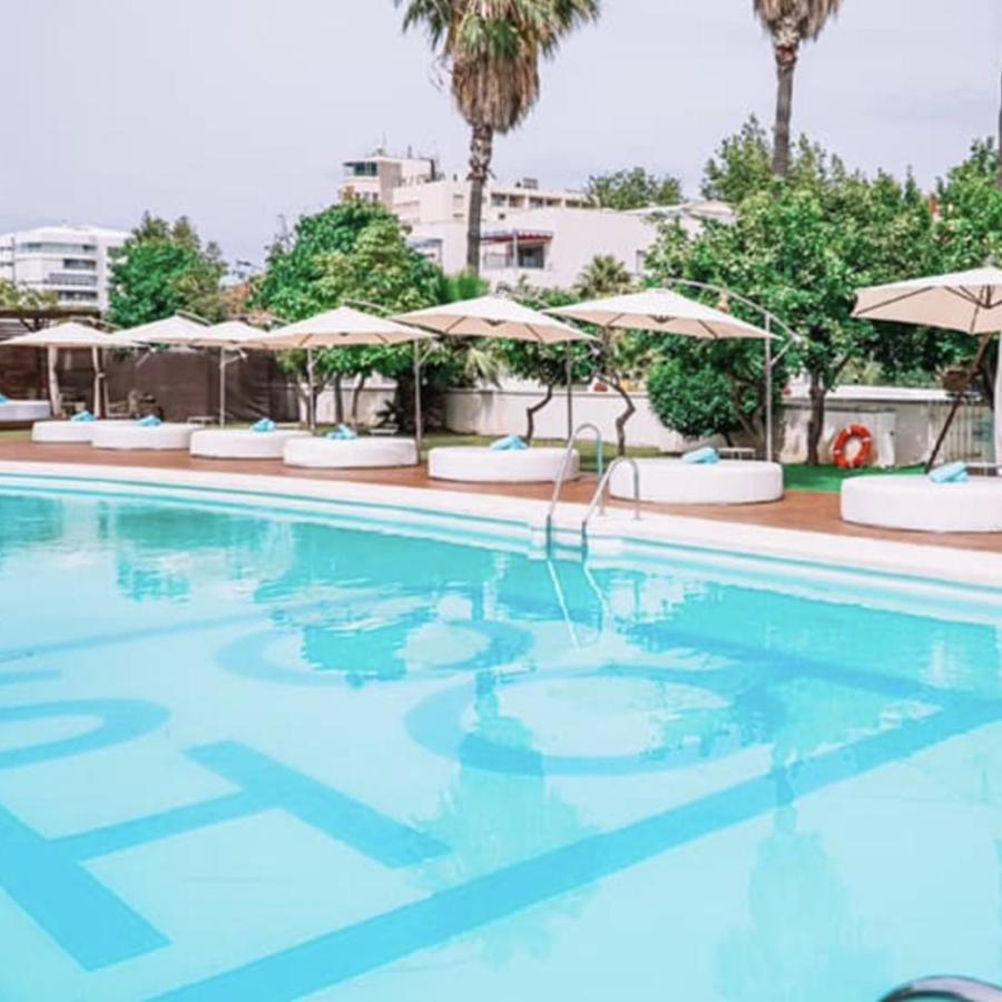 Apartamento La Carihuela - Urb. Eurosol Apartment Torremolinos Bagian luar foto