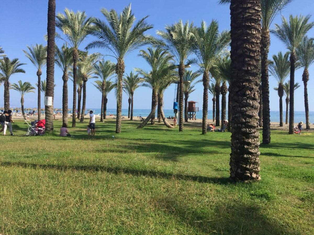 Apartamento La Carihuela - Urb. Eurosol Apartment Torremolinos Bagian luar foto