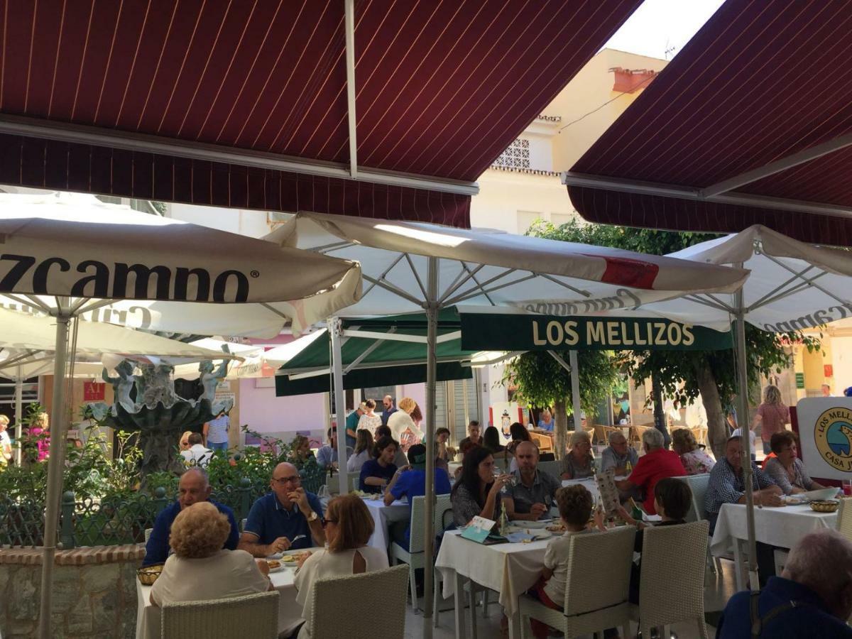 Apartamento La Carihuela - Urb. Eurosol Apartment Torremolinos Bagian luar foto